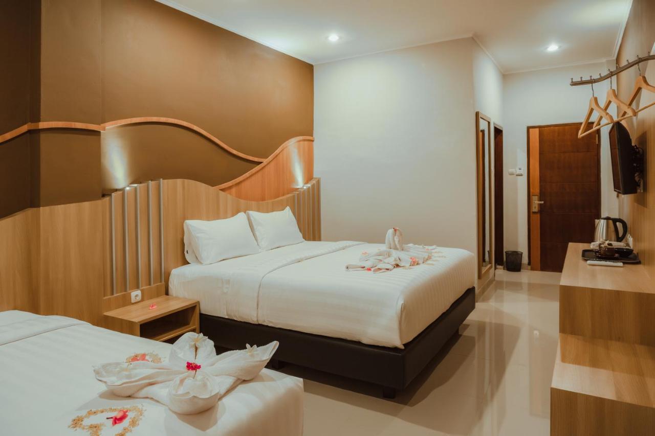 Panfila Hotel Kuta  Exterior photo